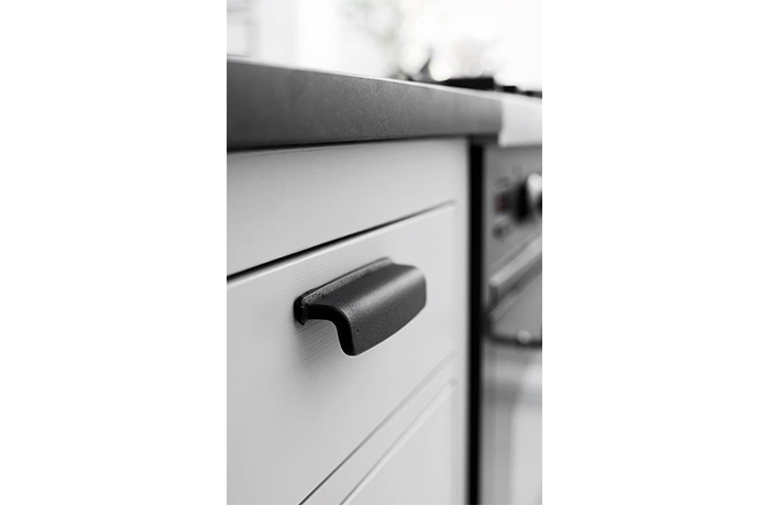 Mockett Cast Iron Scoop Pull