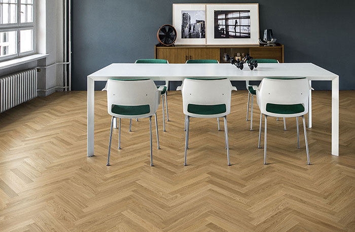 Stuga Old Town Hardwood