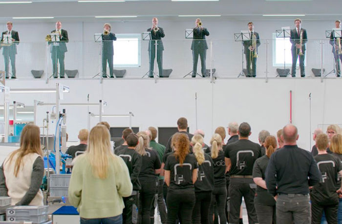 Vola Surprise Symphony