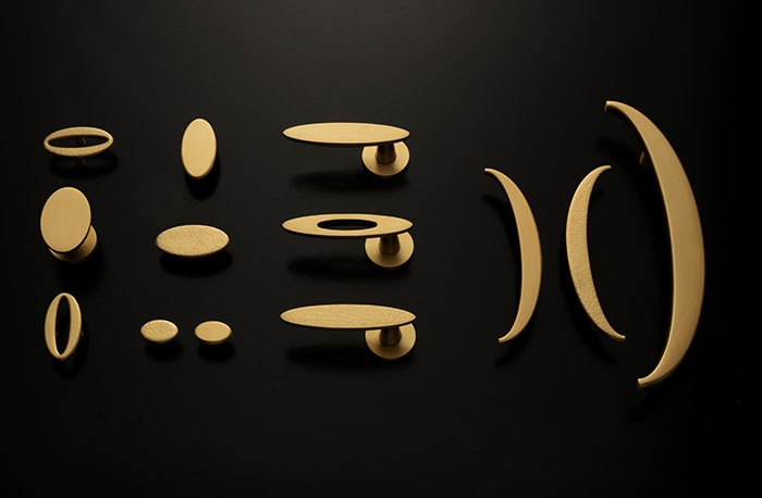 Hamilton Sinkler Ovalique Collection