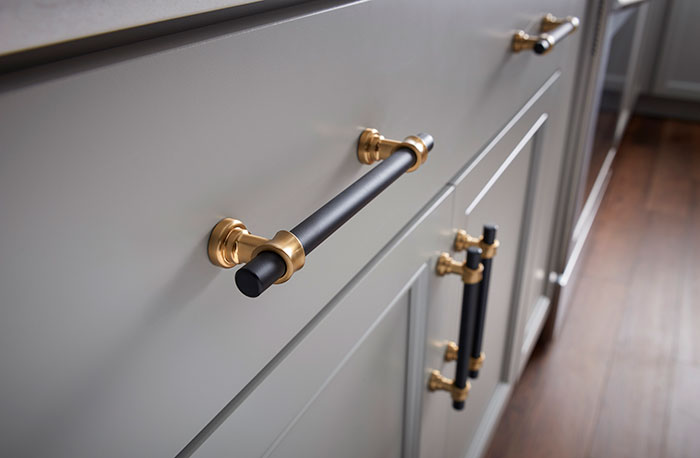 Top Knobs Bit Pull Series