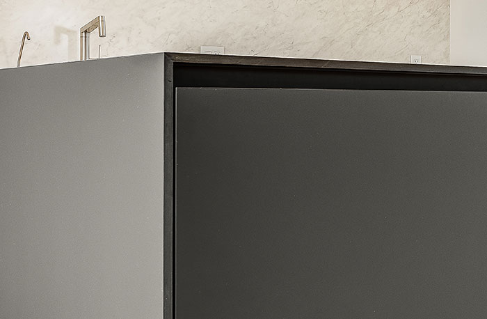 REHAU RAUVISIO noir compact