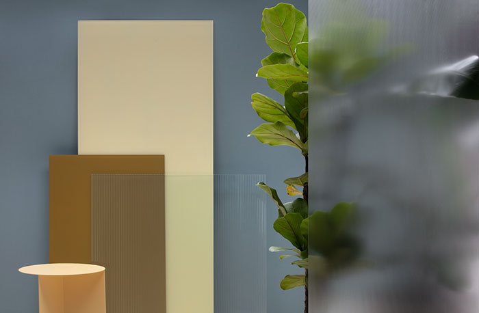 OmniDecor DecorOpal Lacquered Glass