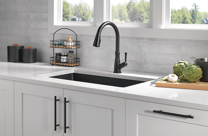 Delta Westville Pull-Down Kitchen Faucet