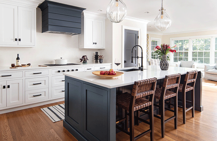 luxury kitchens and baths Courtney zanelli