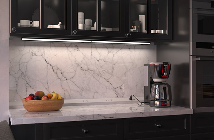 Task Lighting & Power 120V Bar Light