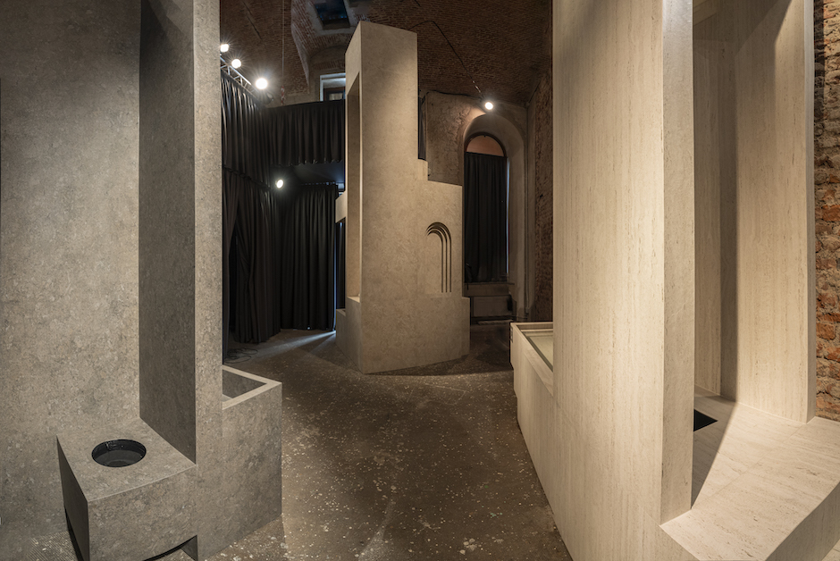 salone cosentino booth