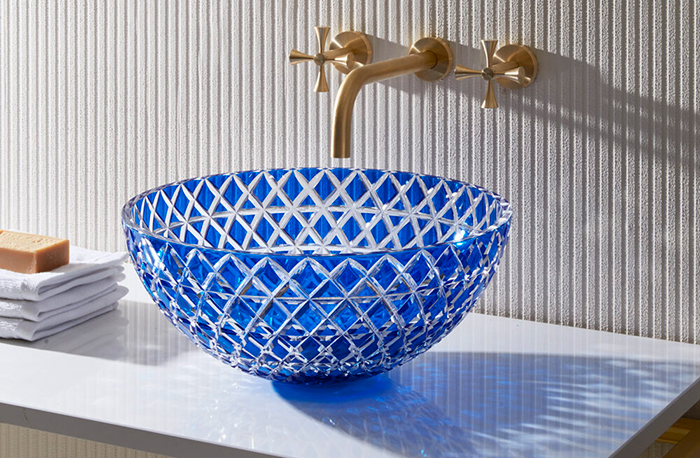 London Basin Co. Lucia