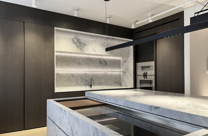 Canova nero cucine showroom