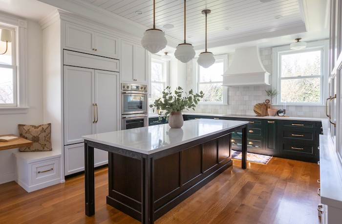 transitional kitchen