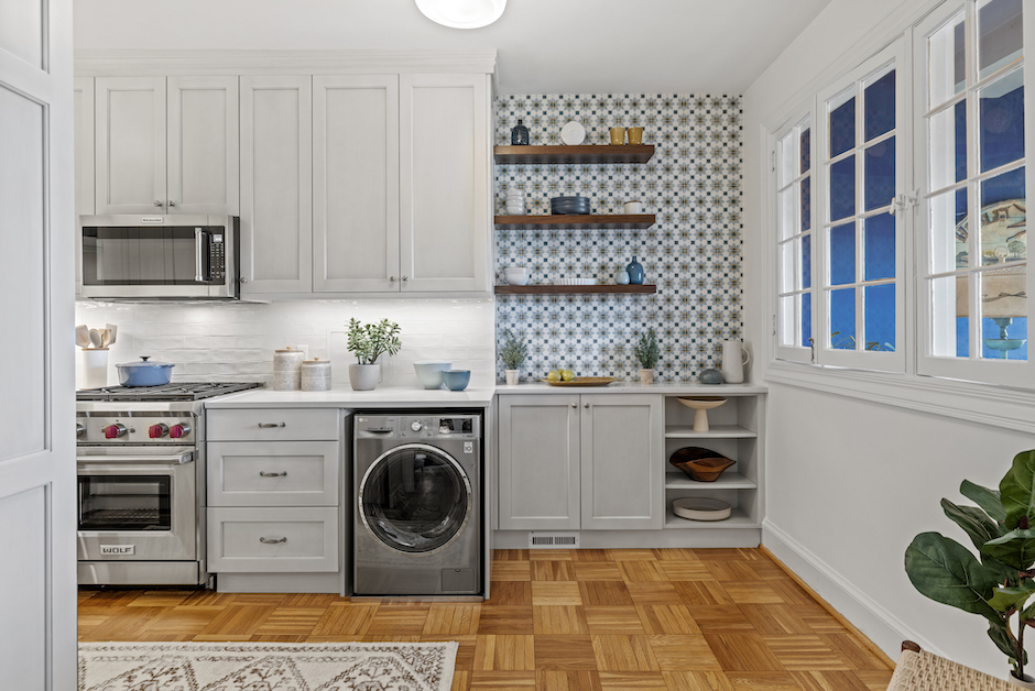 small kitchen with laundry