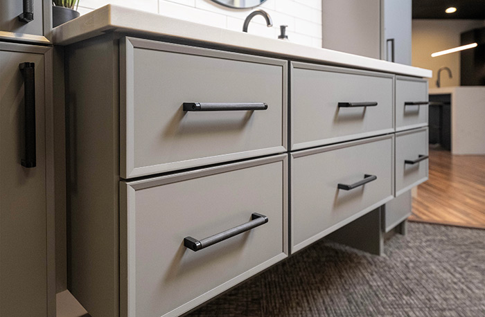 Showplace Cabinetry Bree Door Style