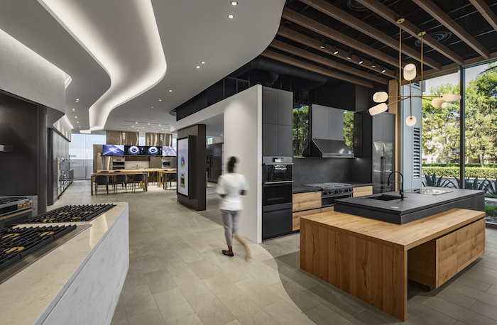 decor brand owned showroom