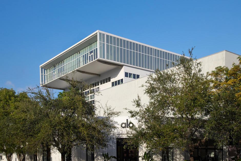 cantilevered exterior of gaggenau Miami showroom