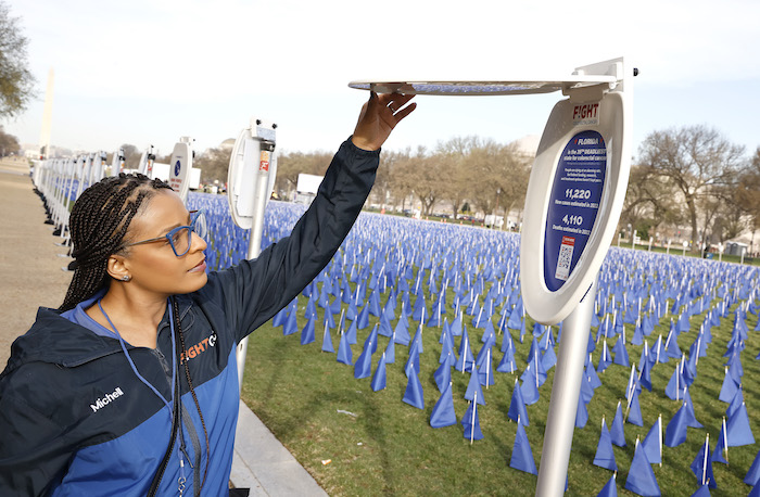 causes bemis toilet seat Washington mall
