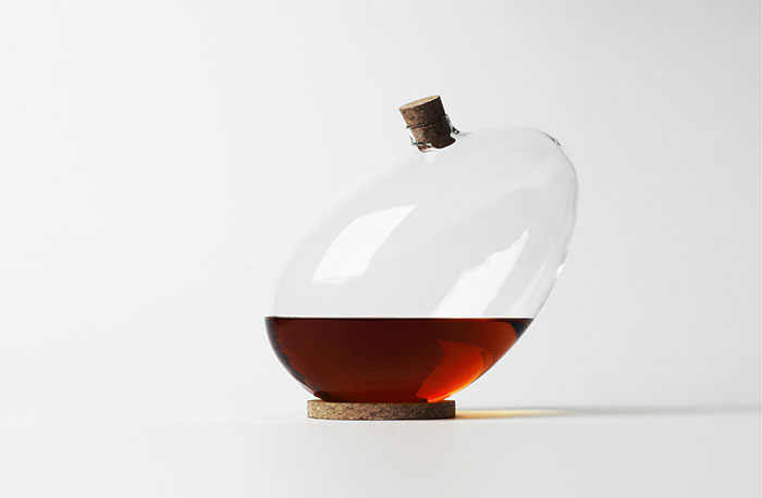 Egg-Decanter-by-Sebastian-Bergne