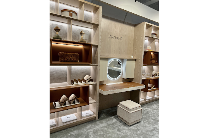 bathroom makeup area ornare