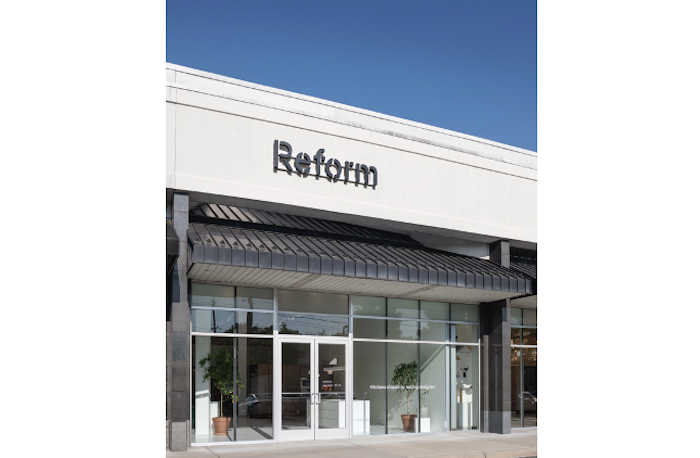 reform paramus exterior