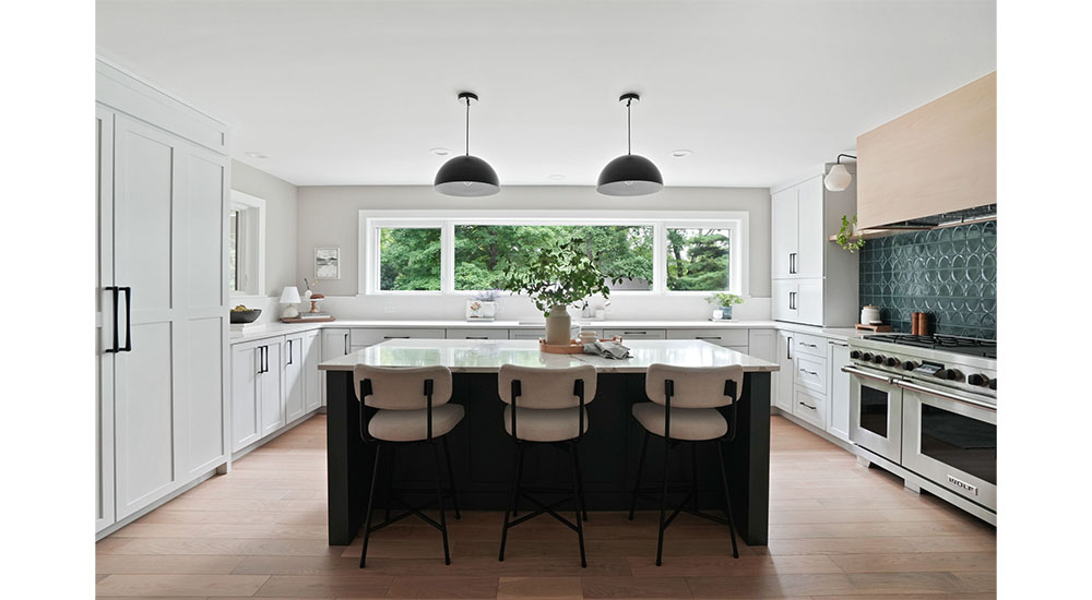 large modern kitchen central Ohio nkba winner