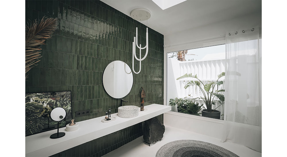 award-winning design by OOOOX