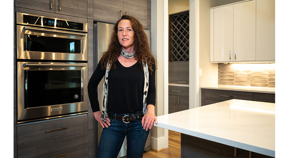 Leslie Dean Petosa of Arlene Dean Homes