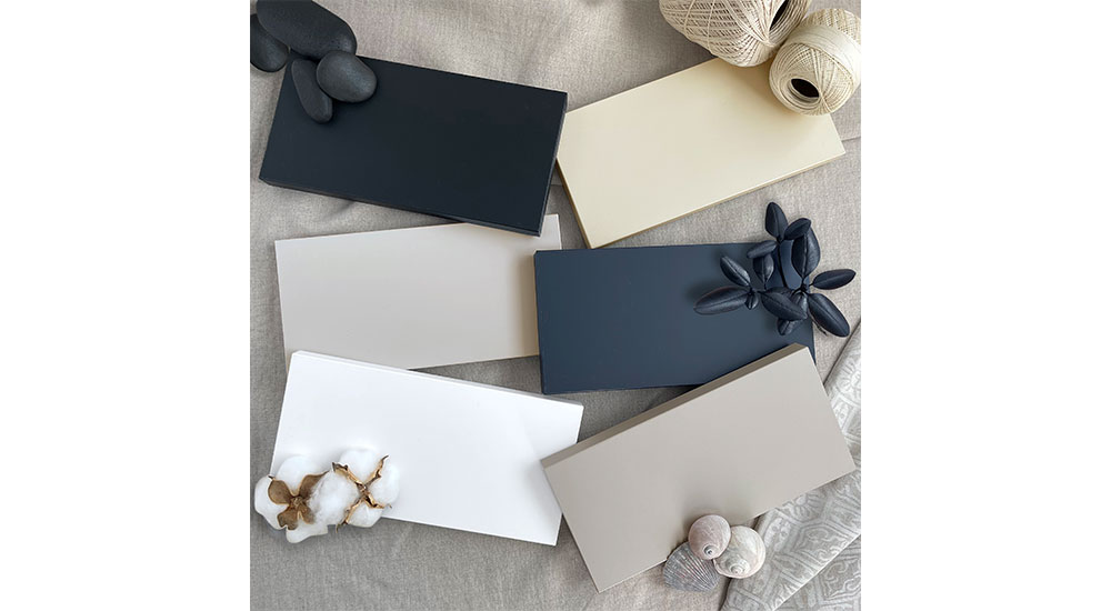 REHAU RAUVISIO shade super-matte PET surface