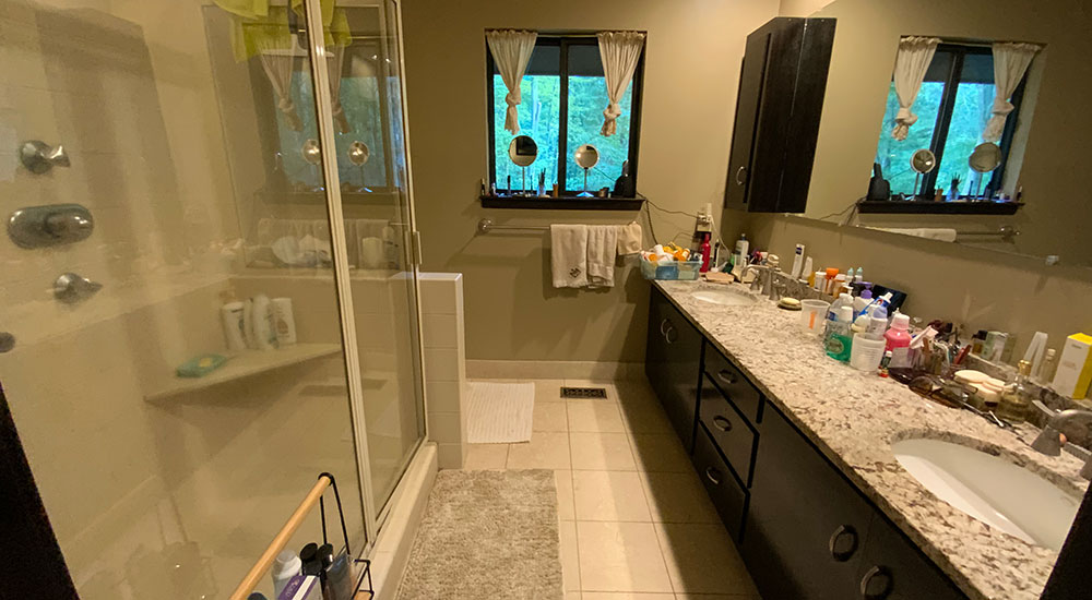 Before & After: Pushing the Envelope in a Primary Bath