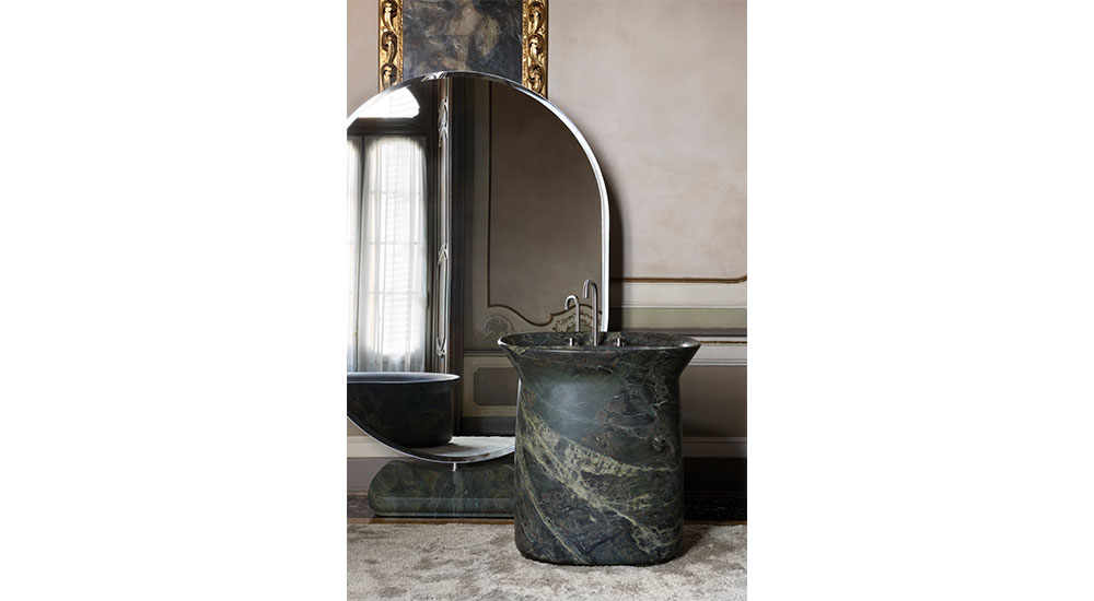 Neutra Majesté Bathroom Collection