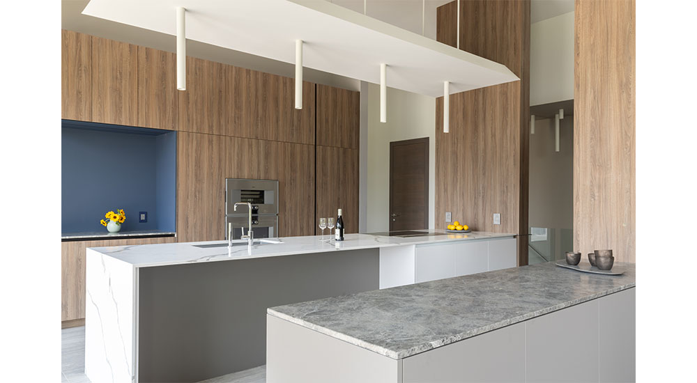 kitchen cabinets in wood biophilic color