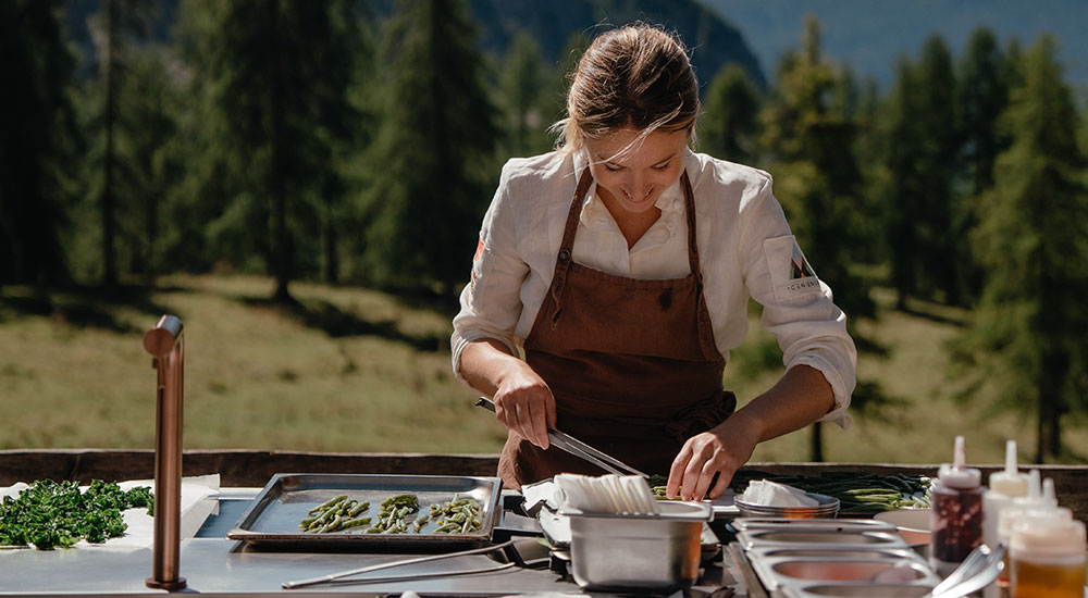 Abimis at Genesis Cortina 2025