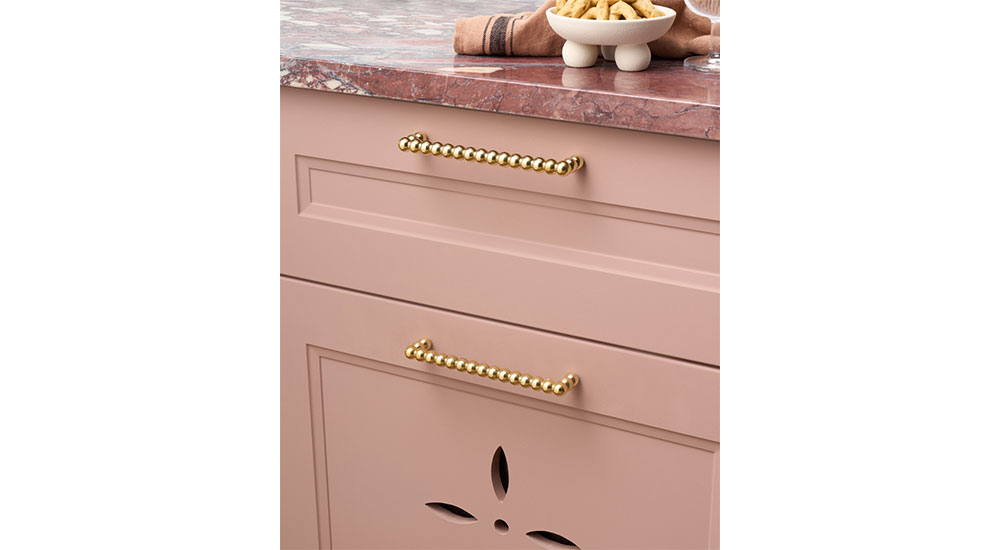 Plank hardware at KBIS 2026 BOBBIN D-Bar Pull