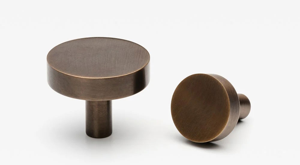 Lo & Co Oil-Rubbed Bronze Finish